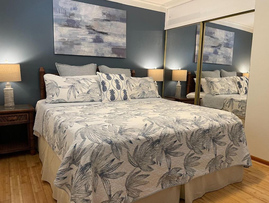 UalapueMolokai Island Retreat With Beautiful Ocean Views And Pool - Newly Remodeled!アパートメント エクステリア 写真
