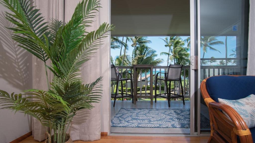 UalapueMolokai Island Retreat With Beautiful Ocean Views And Pool - Newly Remodeled!アパートメント エクステリア 写真